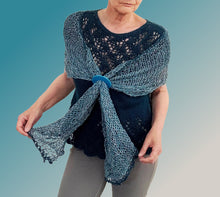 Load image into Gallery viewer, Lutz shawl pattern
