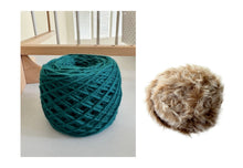 Load image into Gallery viewer, Faux Fur Cloche &amp; cowl
