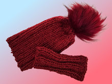 Load image into Gallery viewer, Ribbed hat &amp; mitts set, use coupon code
