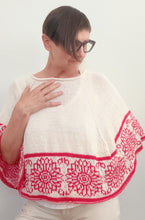 Load image into Gallery viewer, Chrysanthemum poncho - yarnz2GO.com
