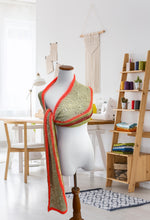 Load image into Gallery viewer, Showy me - yarnz2GO.com

