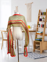 Load image into Gallery viewer, Showy me - yarnz2GO.com
