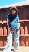 Load image into Gallery viewer, Skylah top, knit kit - yarnz2GO.com
