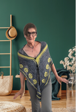 Load image into Gallery viewer, All smiles shawl, knit kit
