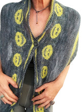 Load image into Gallery viewer, All smiles shawl, knit kit
