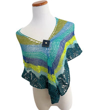 Load image into Gallery viewer, Splashing waves shawl, pattern
