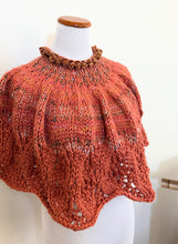 Load image into Gallery viewer, Strobl poncho
