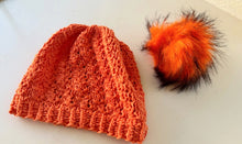 Load image into Gallery viewer, Toppler a new hat/beanie

