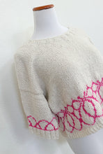 Load image into Gallery viewer, Twirls sweater - yarnz2GO.com
