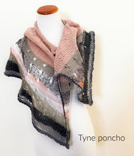 Load image into Gallery viewer, Tyne poncho
