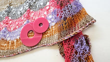 Load image into Gallery viewer, Zinnia pretty shawl
