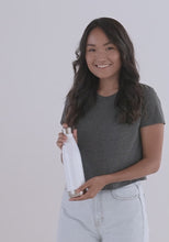Load and play video in Gallery viewer, Stainless Steel Water Bottle.mp4
