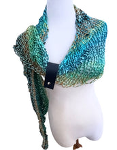 Load image into Gallery viewer, Alfie shawl, knit kit 40% off
