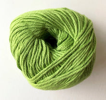 Load image into Gallery viewer, Bambon yarn - yarnz2GO.com
