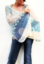 Load image into Gallery viewer, Blue Hues shawl

