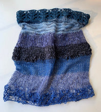 Load image into Gallery viewer, The Blues cowl
