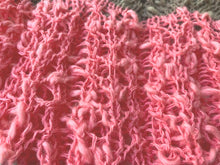 Load image into Gallery viewer, Ternate cowl, knit kit
