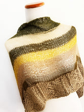 Load image into Gallery viewer, Paislee shawl
