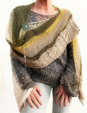 Load image into Gallery viewer, Paislee shawl
