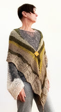 Load image into Gallery viewer, Paislee shawl
