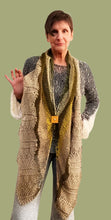 Load image into Gallery viewer, Paislee shawl

